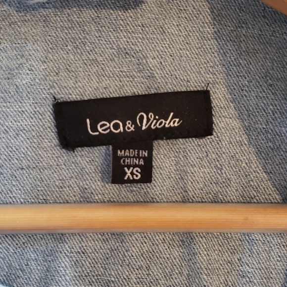 NWOT Lea & Viola Classic Button down denim Jacket - Picture 4 of 4
